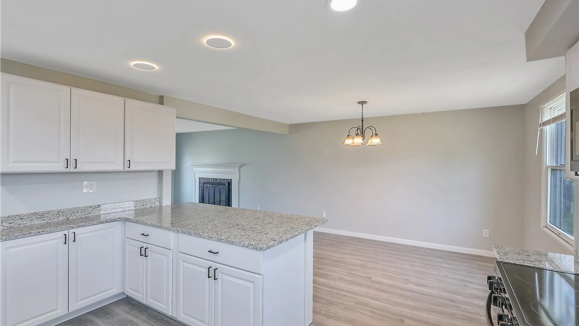 Property at 8026 Pickett Lane, Cicero, NY 13039 17