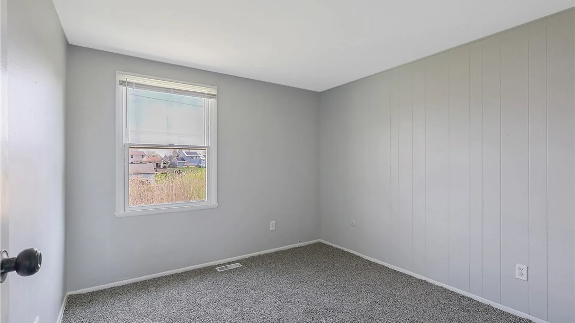 Property at 8026 Pickett Lane, Cicero, NY 13039 22