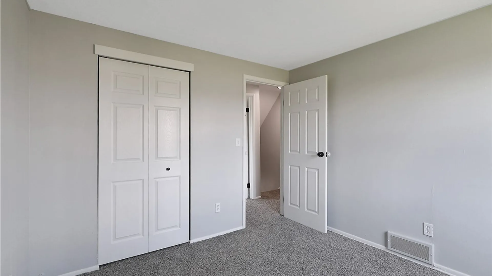 Property at 8026 Pickett Lane, Cicero, NY 13039 23