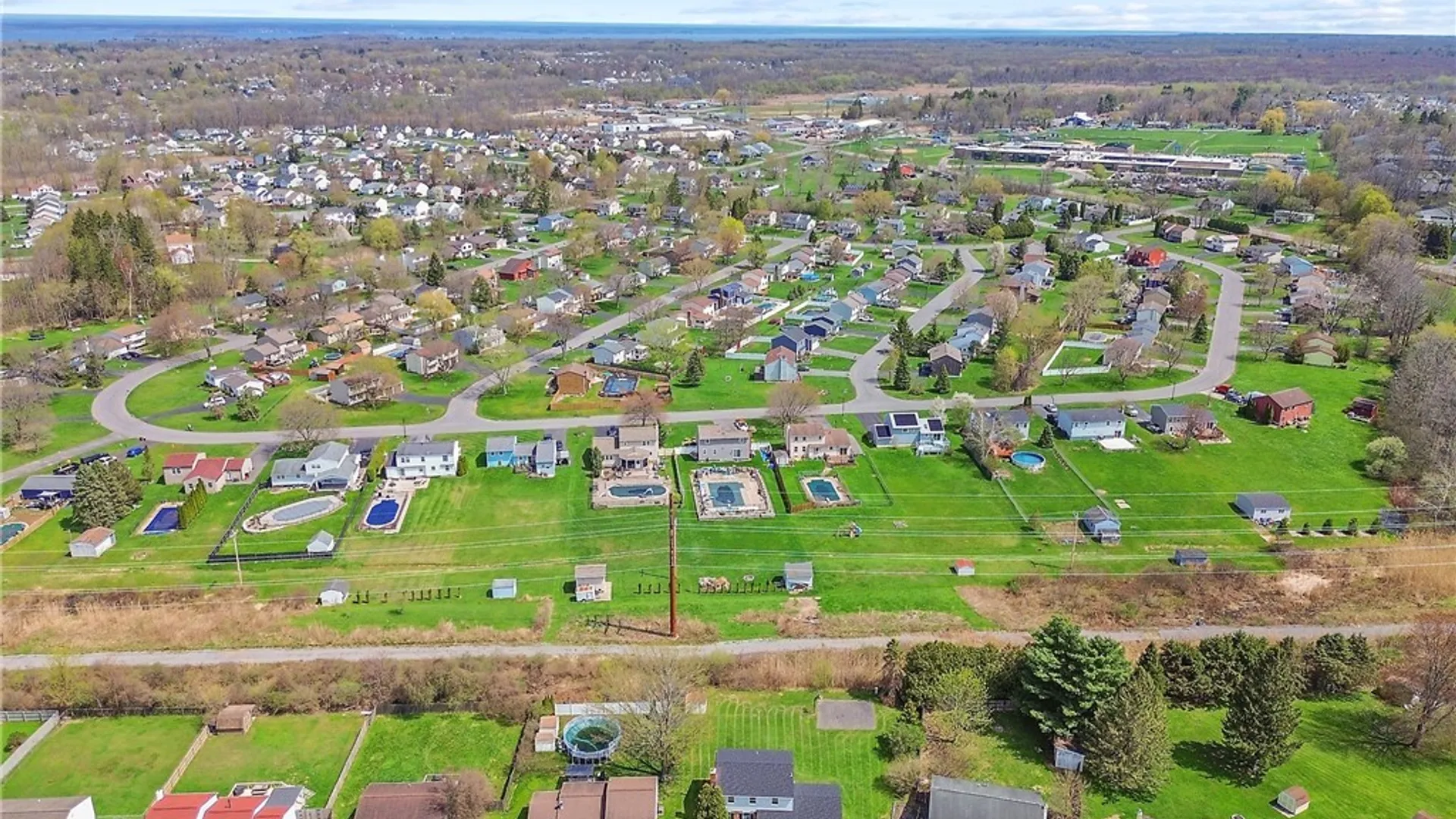 Property at 8026 Pickett Lane, Cicero, NY 13039 41