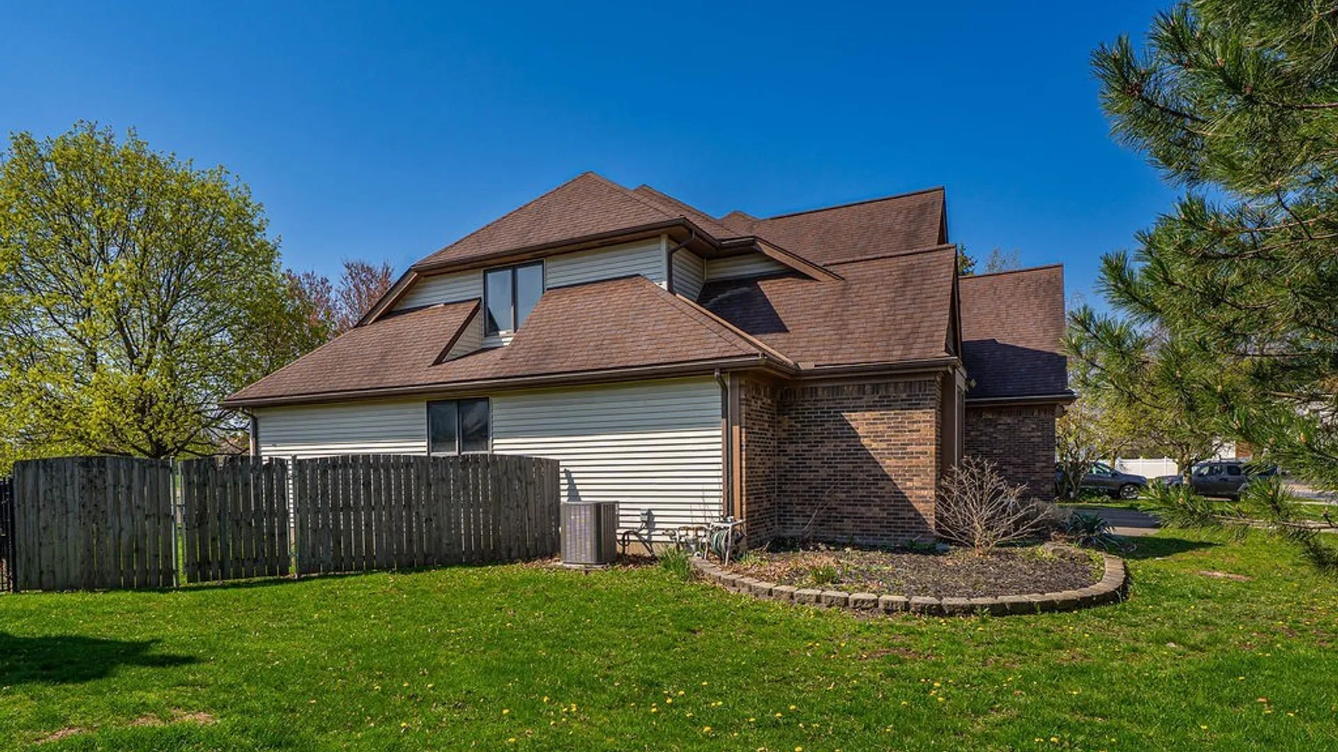 Property at 97 Markley Drive, Amherst, NY 14068 45