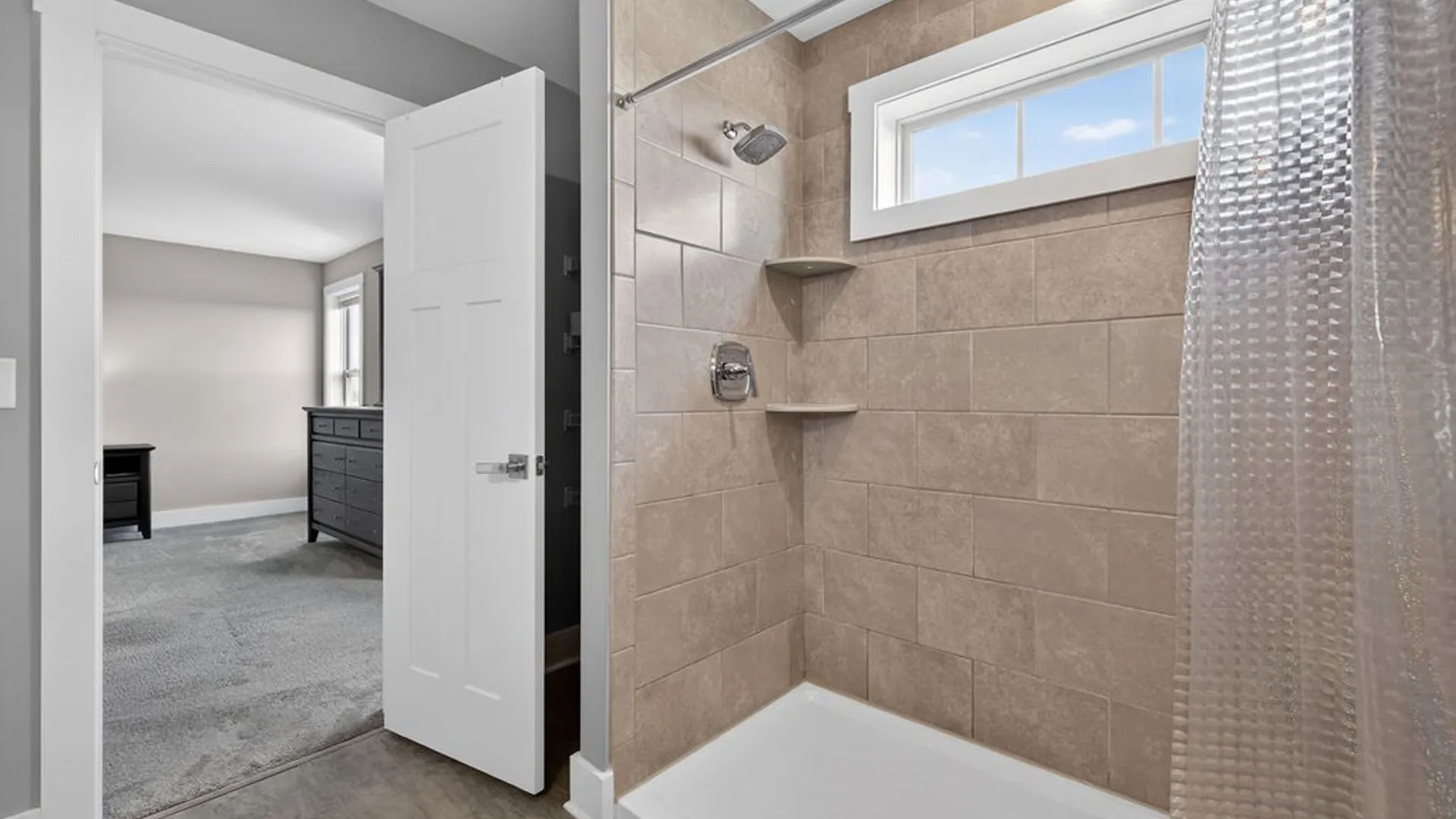 Property at 5543 Rolling Meadows Way, Camillus, NY 13031 31