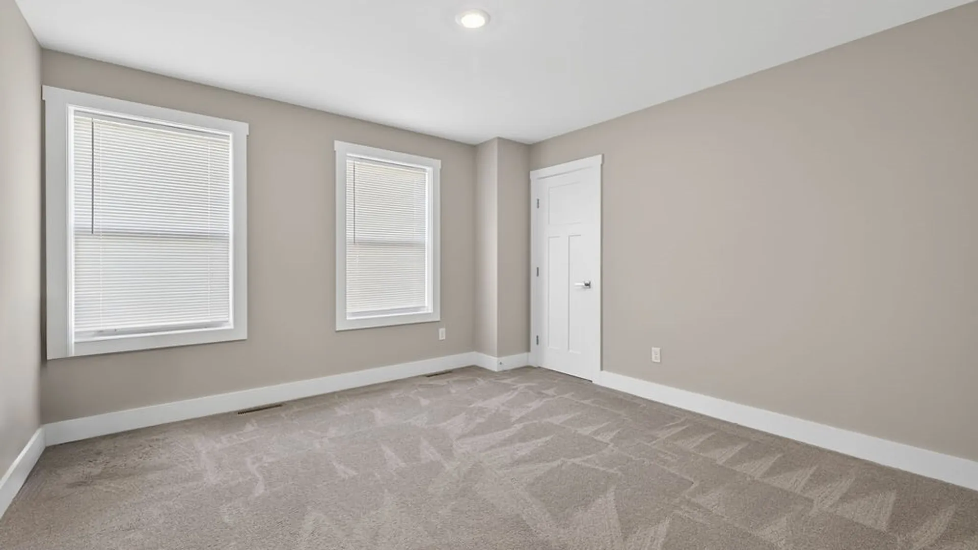 Property at 5543 Rolling Meadows Way, Camillus, NY 13031 36