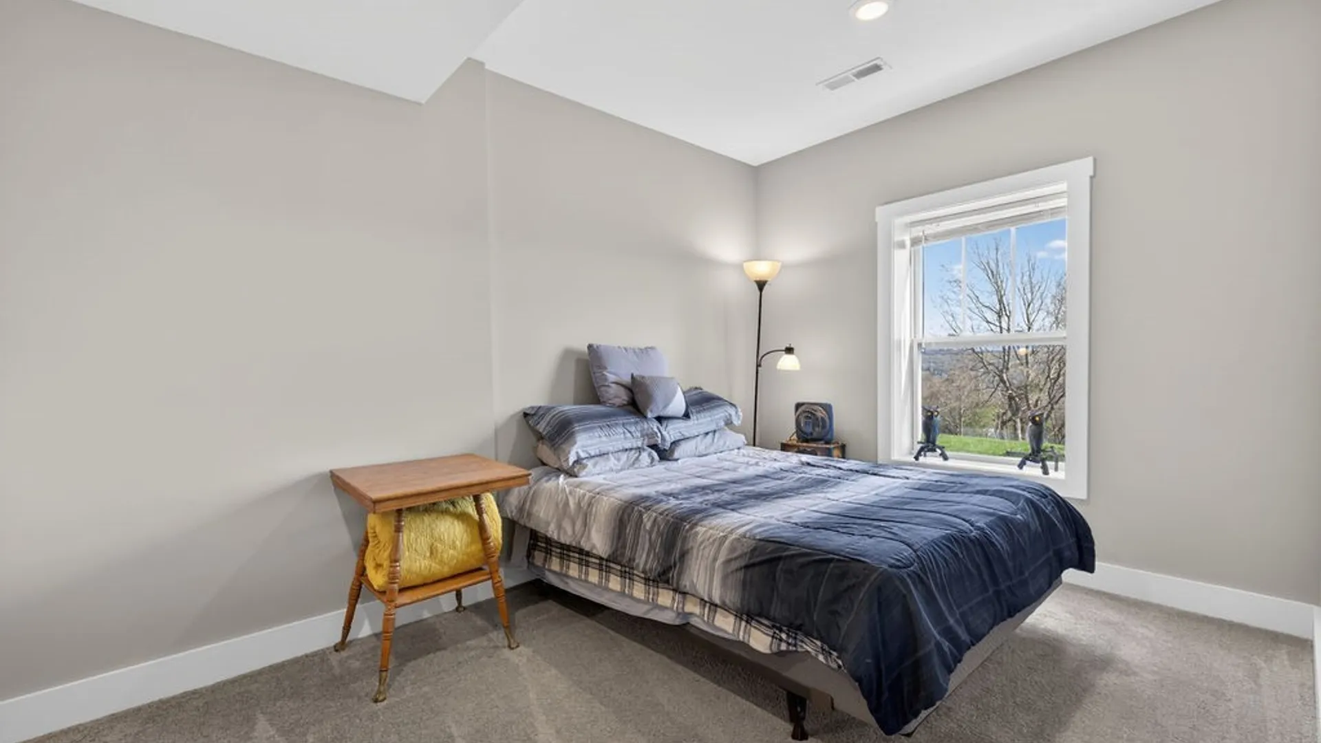 Property at 5543 Rolling Meadows Way, Camillus, NY 13031 42