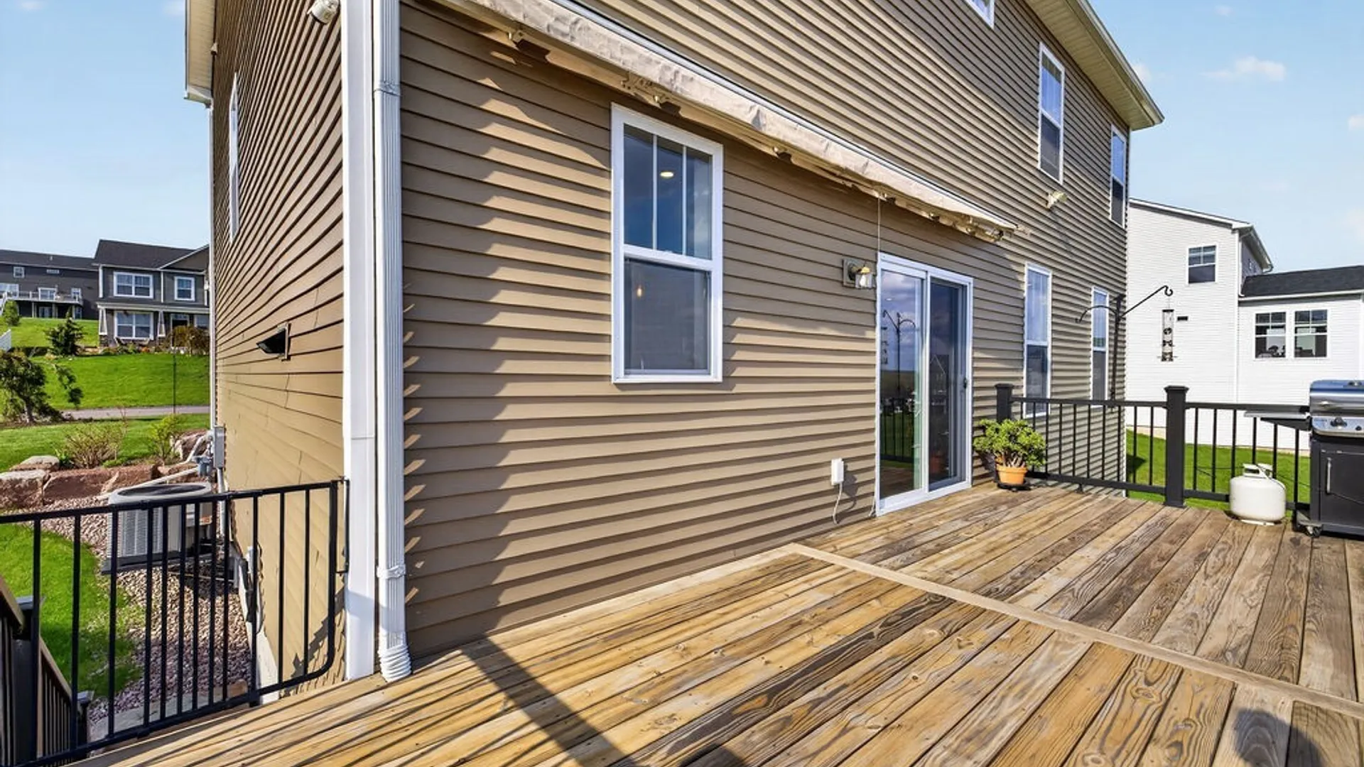 Property at 5543 Rolling Meadows Way, Camillus, NY 13031 44