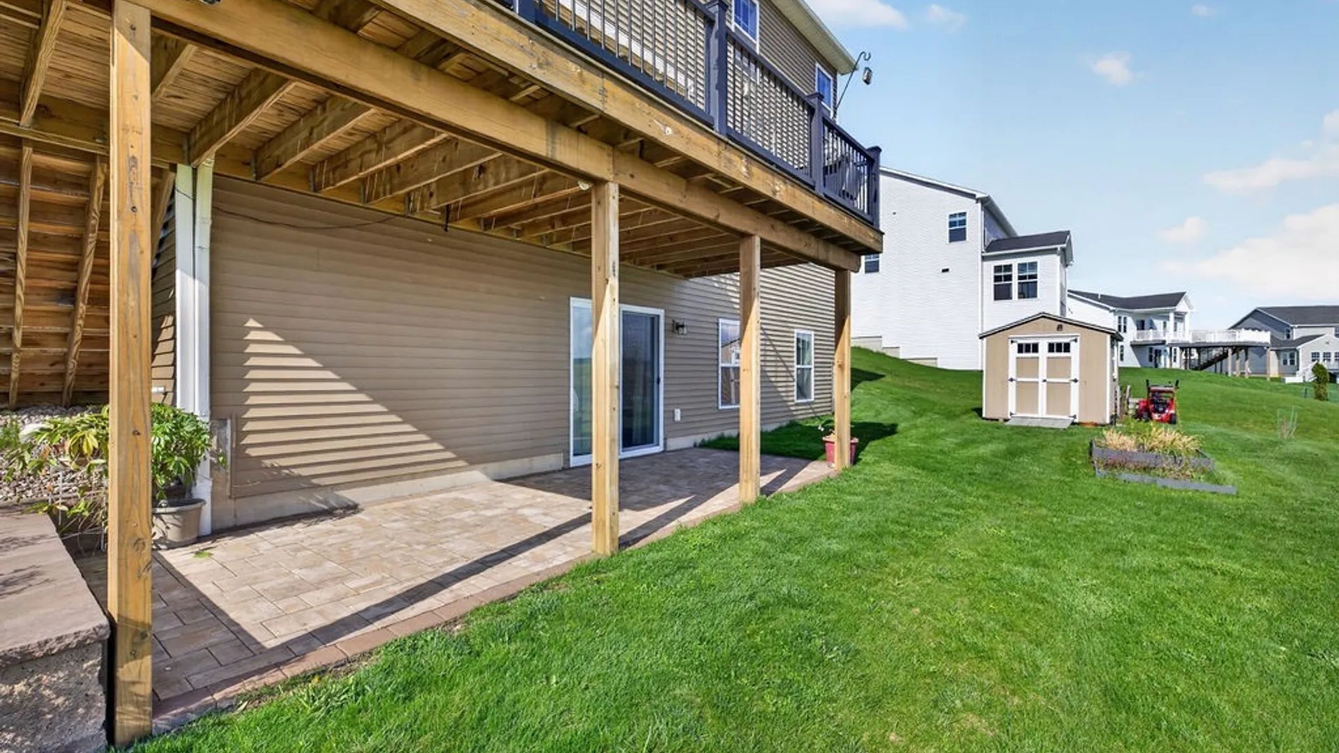 Property at 5543 Rolling Meadows Way, Camillus, NY 13031 46