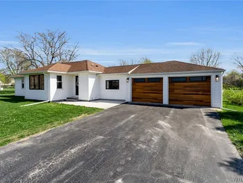 11038 Maple Ridge Road, Shelby, NY 14103