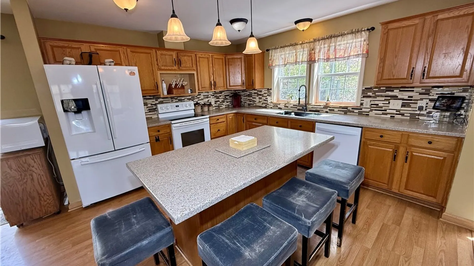 Property at 1426 Rte 20, Cazenovia, NY 13035 14