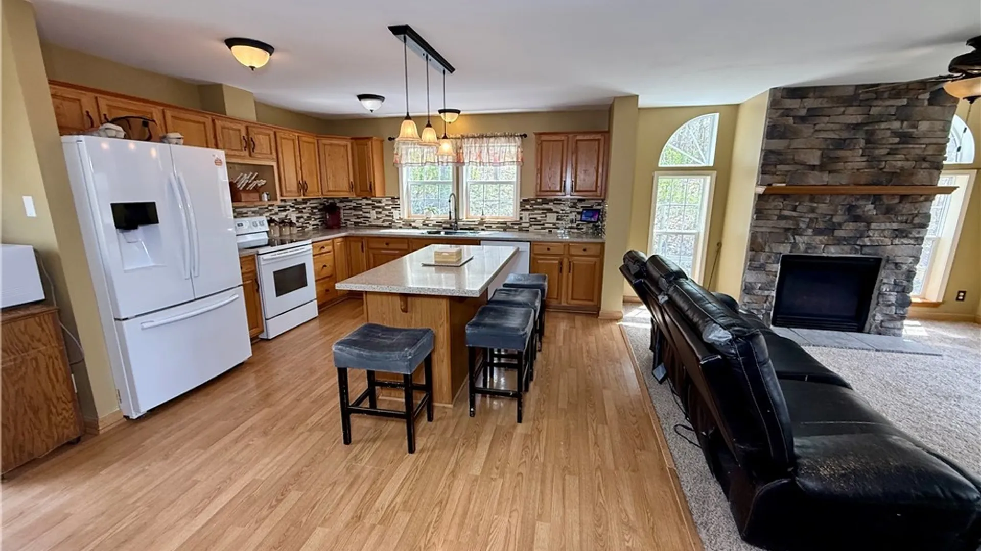 Property at 1426 Rte 20, Cazenovia, NY 13035 15