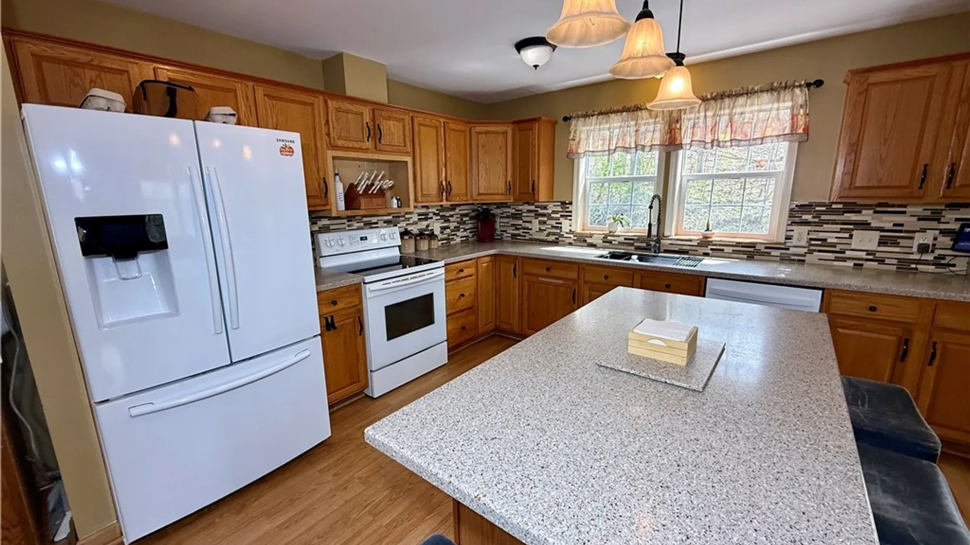 Property at 1426 Rte 20, Cazenovia, NY 13035 19