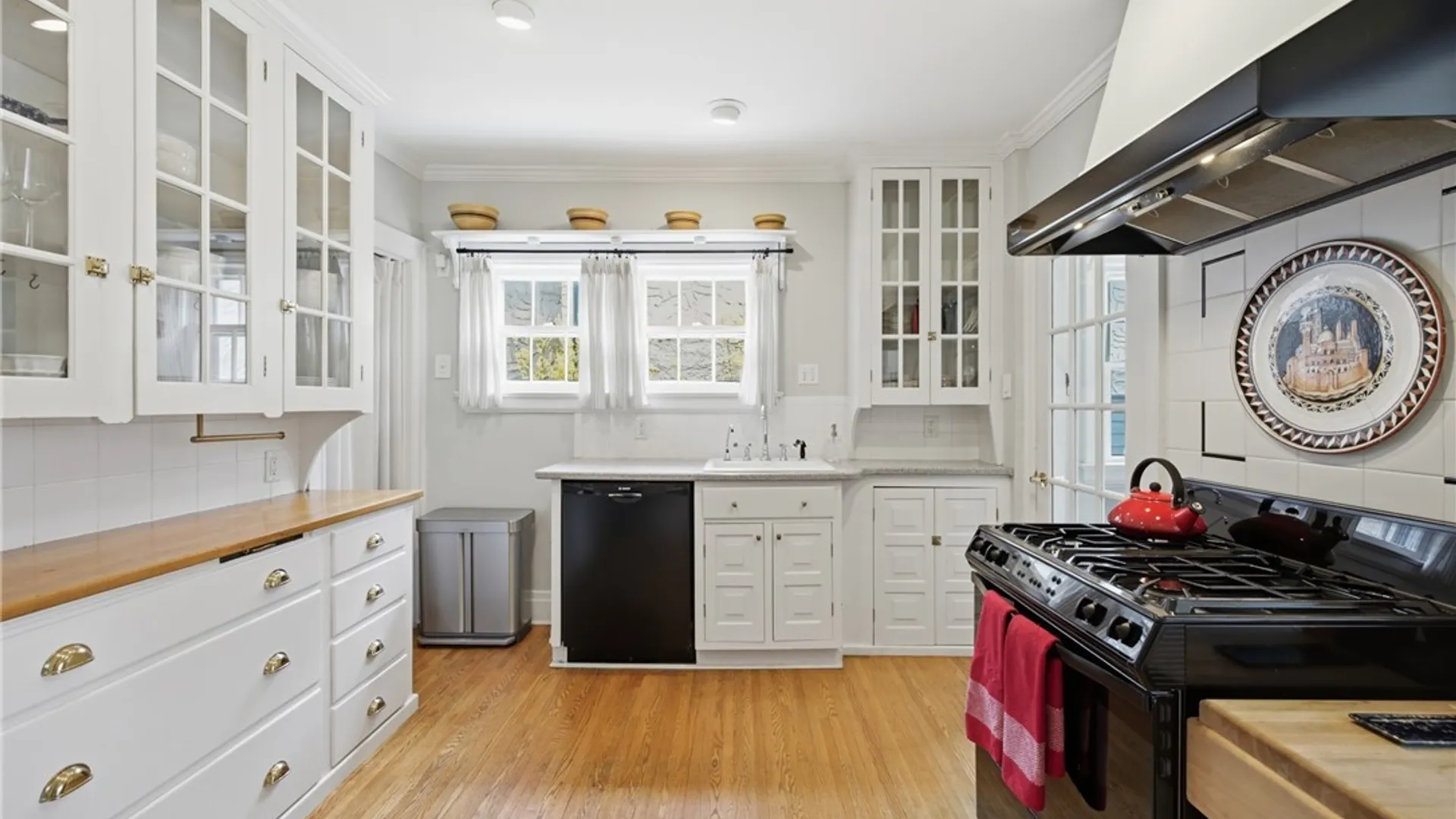 Property at 96 Chatham Avenue, Buffalo, NY 14216 16