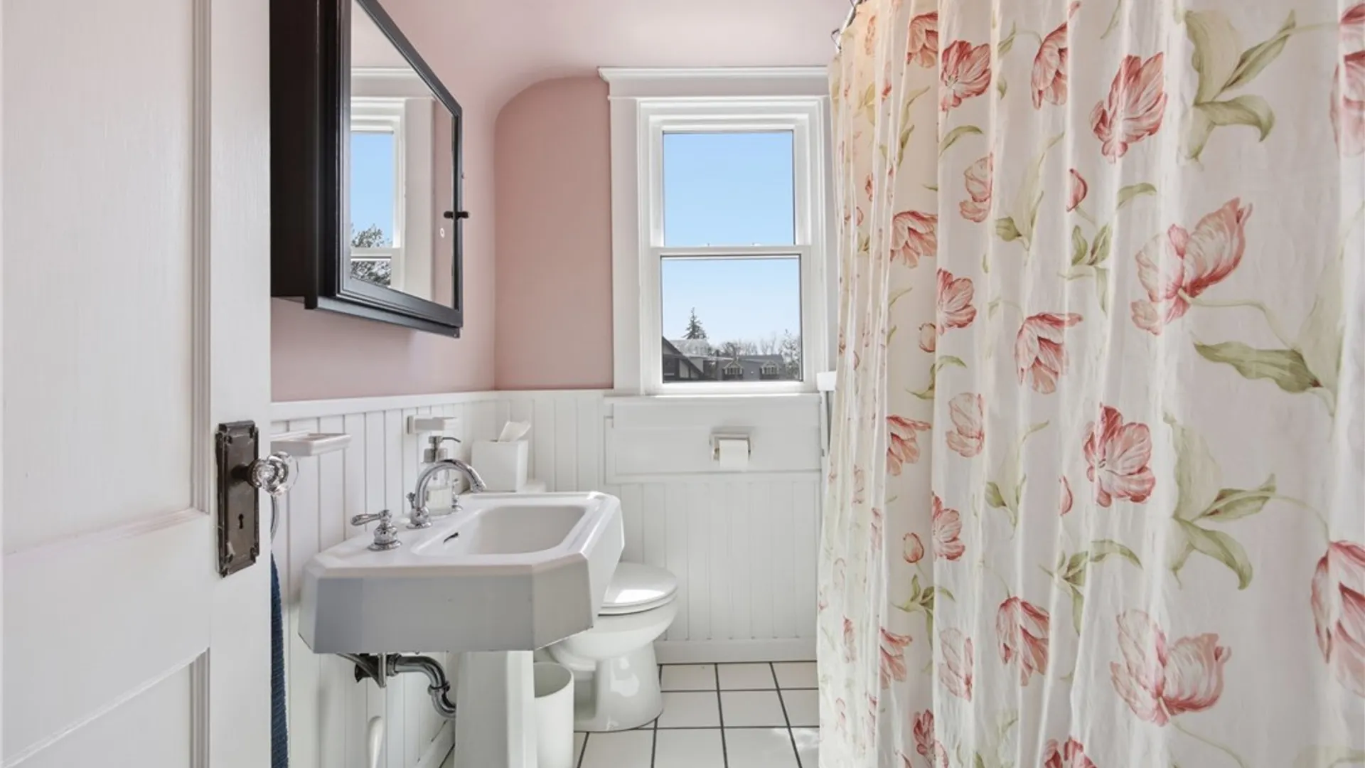 Property at 96 Chatham Avenue, Buffalo, NY 14216 34