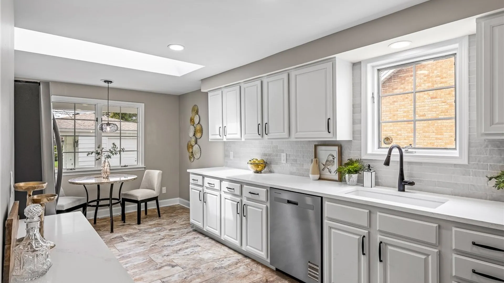 Property at 601 Roycroft Boulevard, Cheektowaga, NY 14225 20