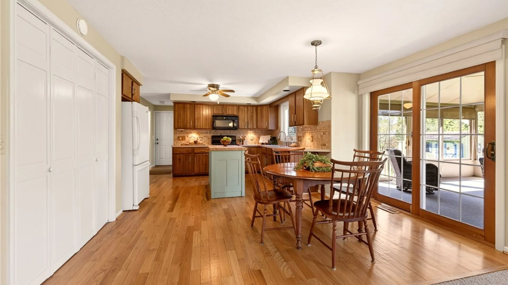 Property at 480 Spring Meadow Lane, Webster, NY 14580 14