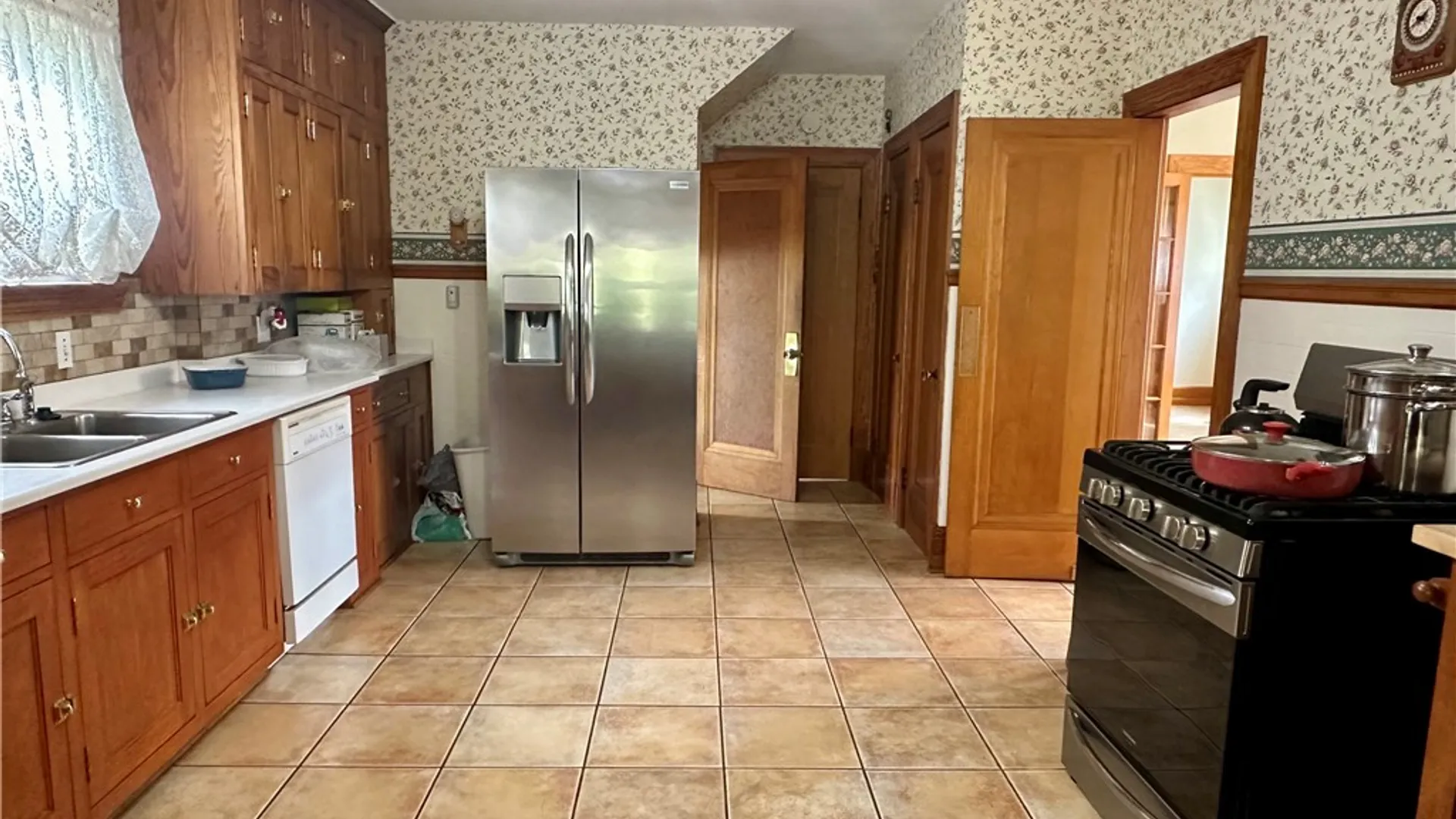 Property at 570 Washington Street, Bradford Town, PA 16701 19