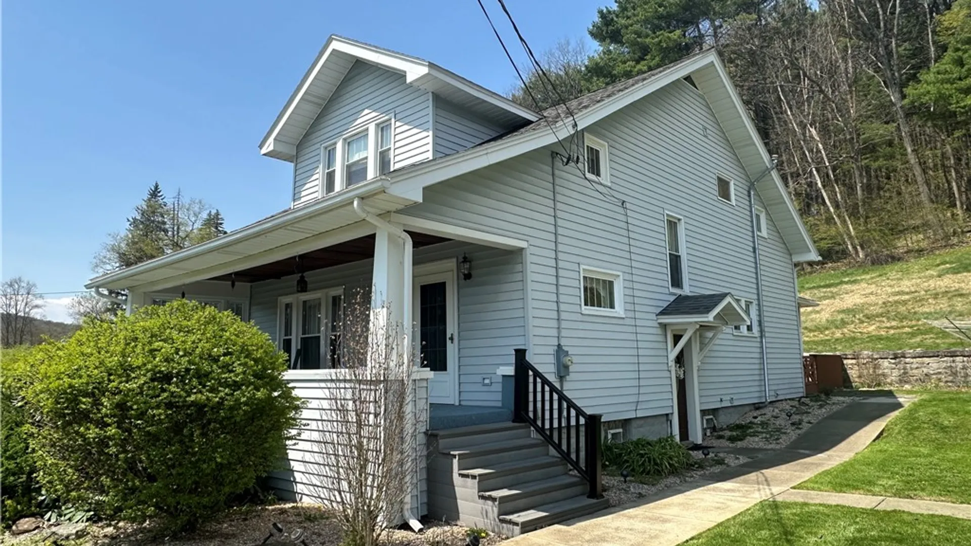 Property at 570 Washington Street, Bradford Town, PA 16701 2