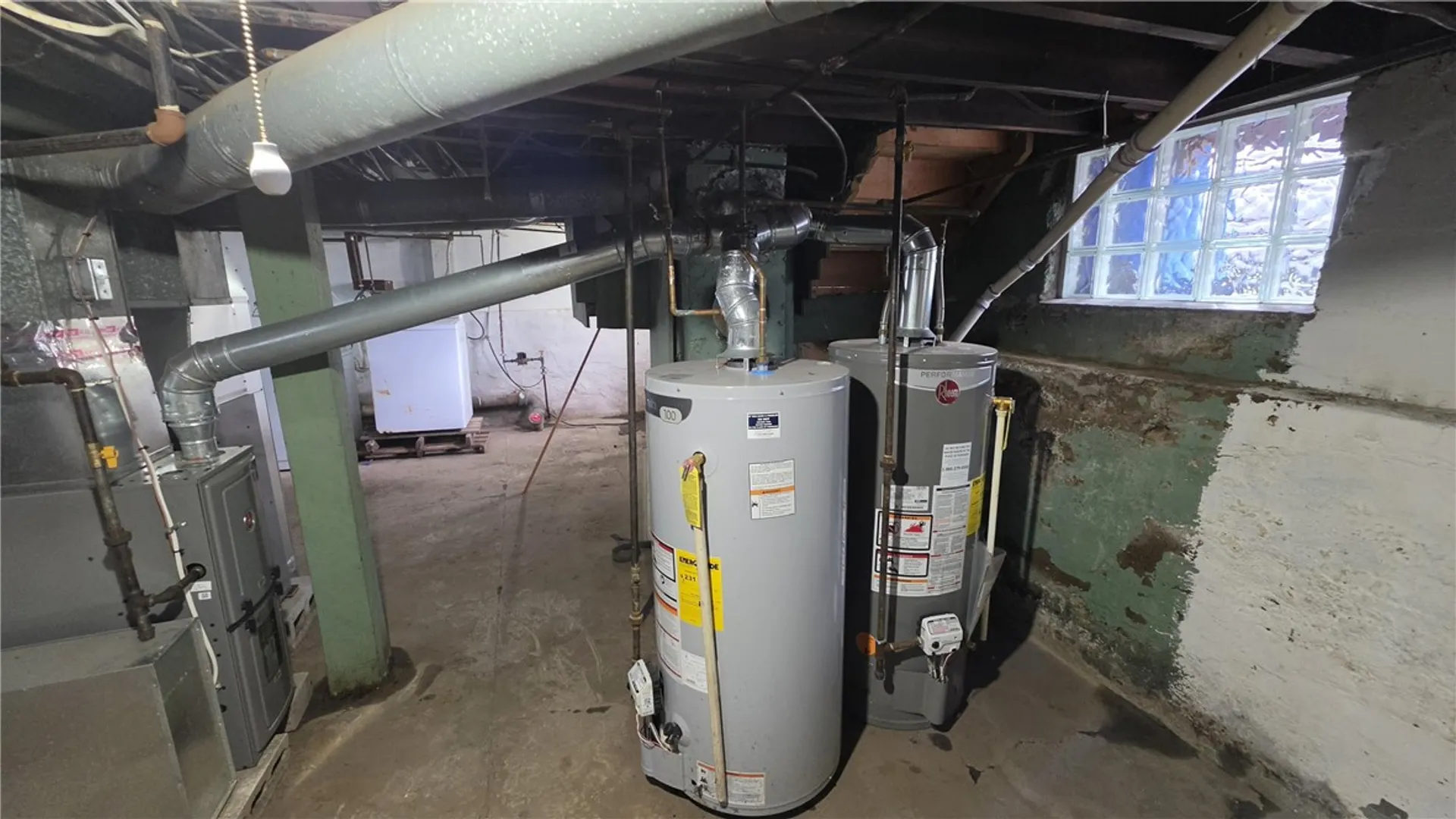 Property at 547 Avis St, Rochester, NY 14615 11