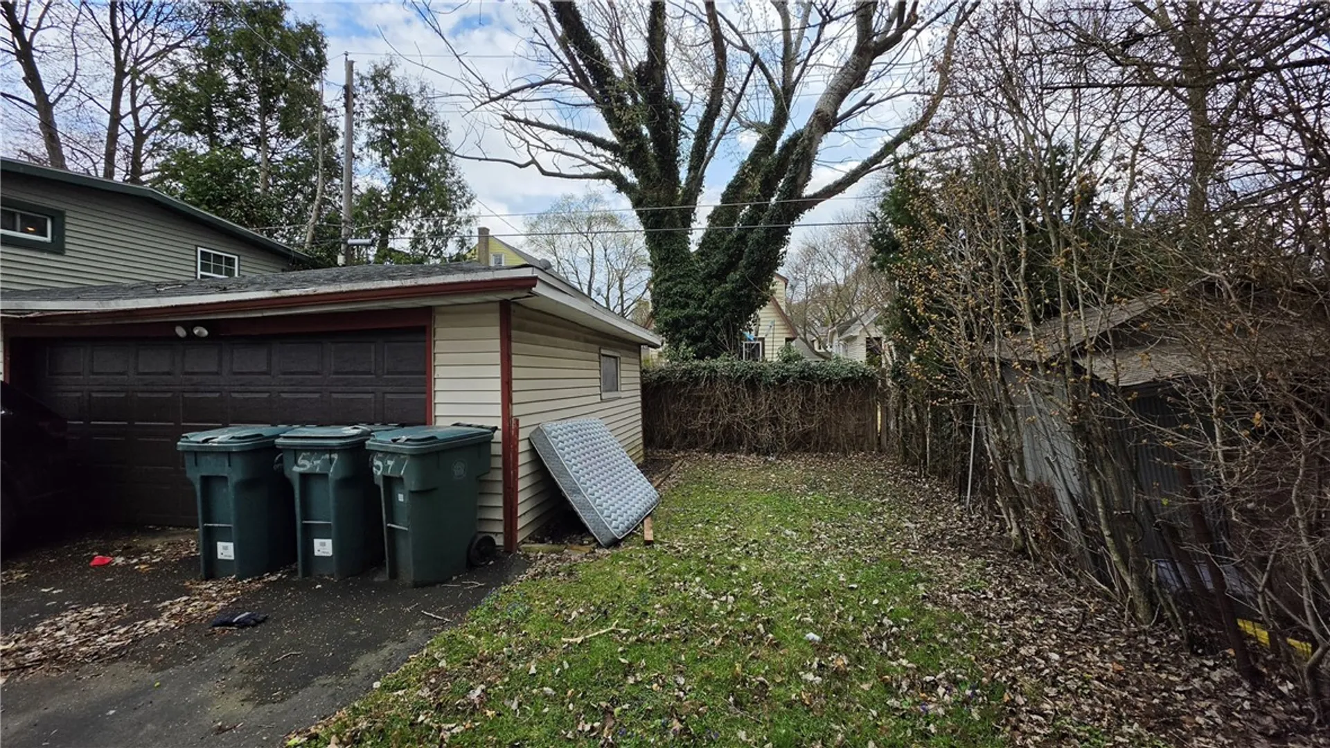 Property at 547 Avis St, Rochester, NY 14615 2