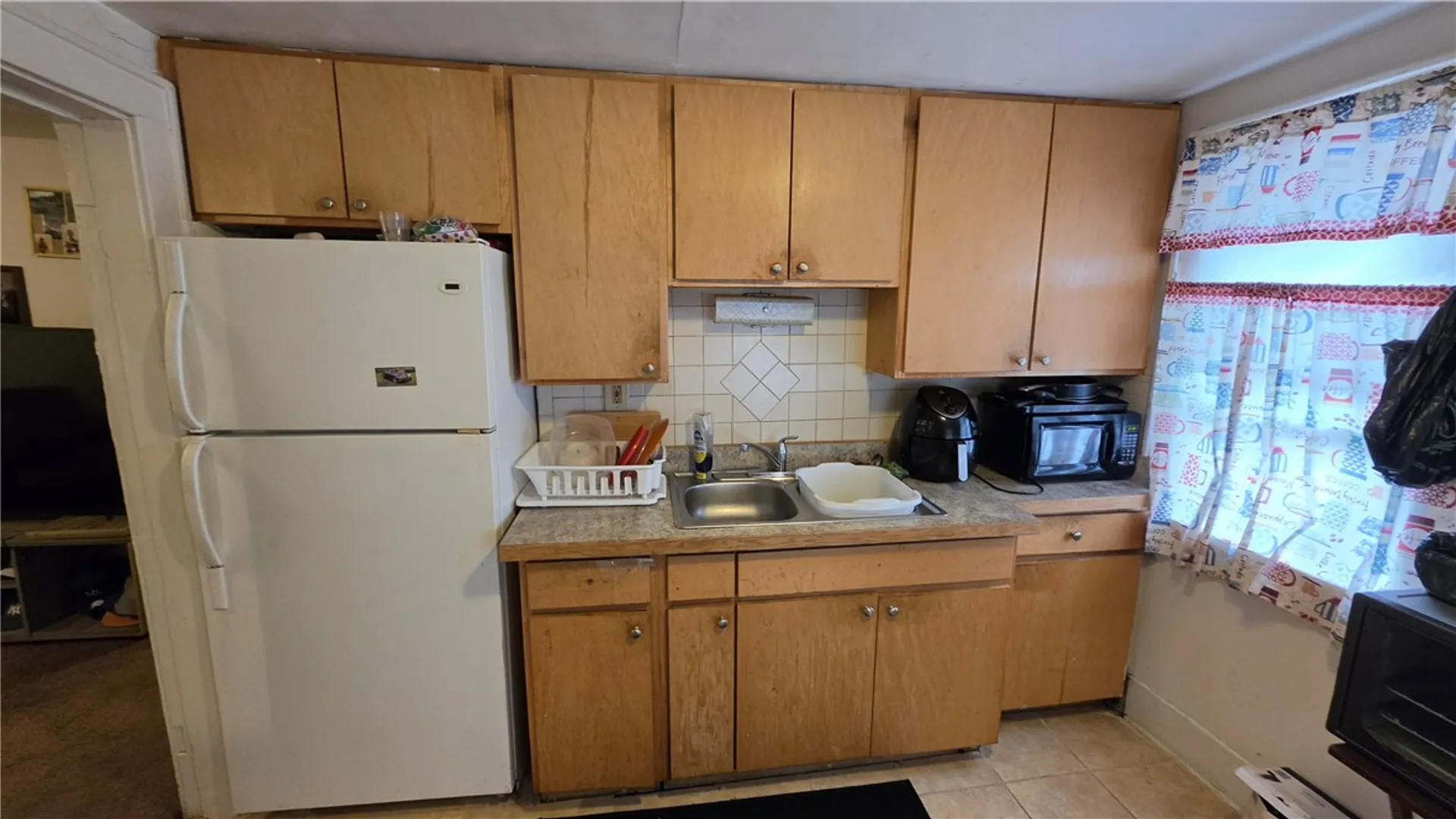 Property at 547 Avis St, Rochester, NY 14615 5