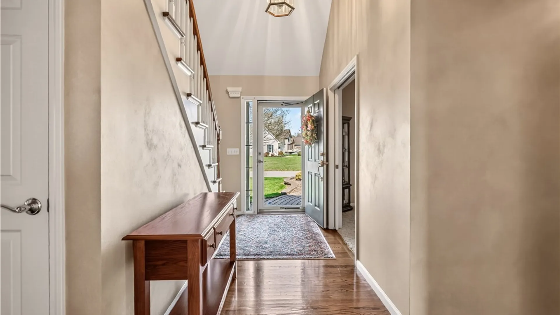 Property at 17 Sanibel Dr Drive, Perinton, NY 14450 10