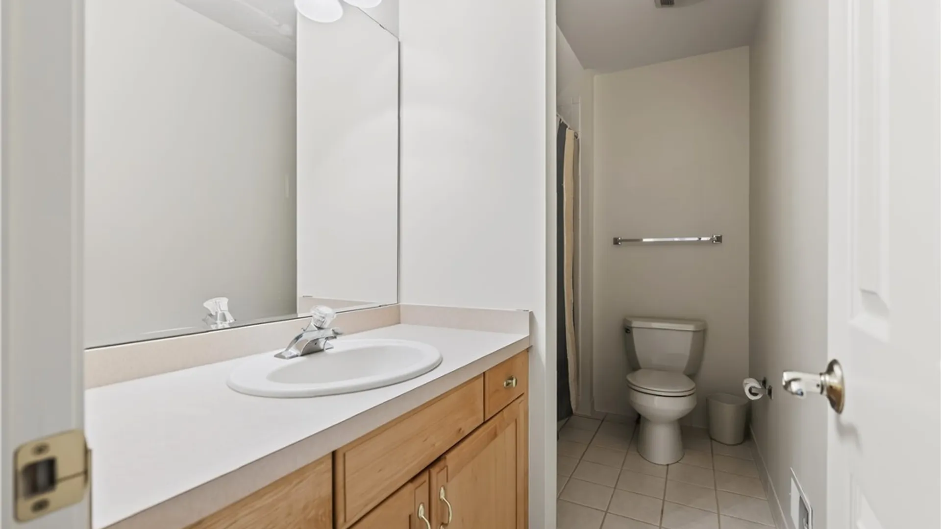 Property at 17 Sanibel Dr Drive, Perinton, NY 14450 34