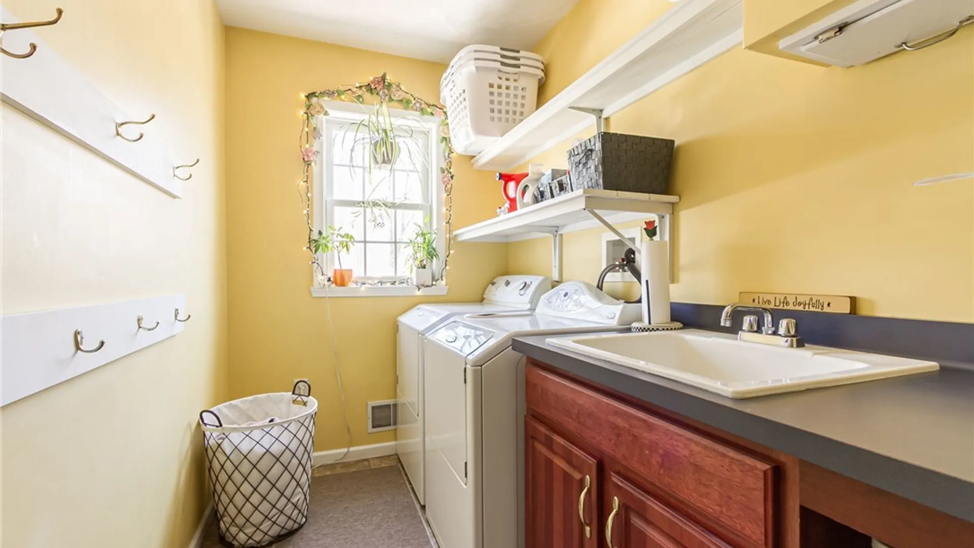 Property at 5100 Laura Lane, Canandaigua Town, NY 14424 13