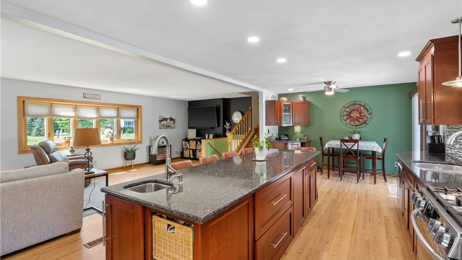 Property at 554 Baldwin Road, Volney, NY 13069 14