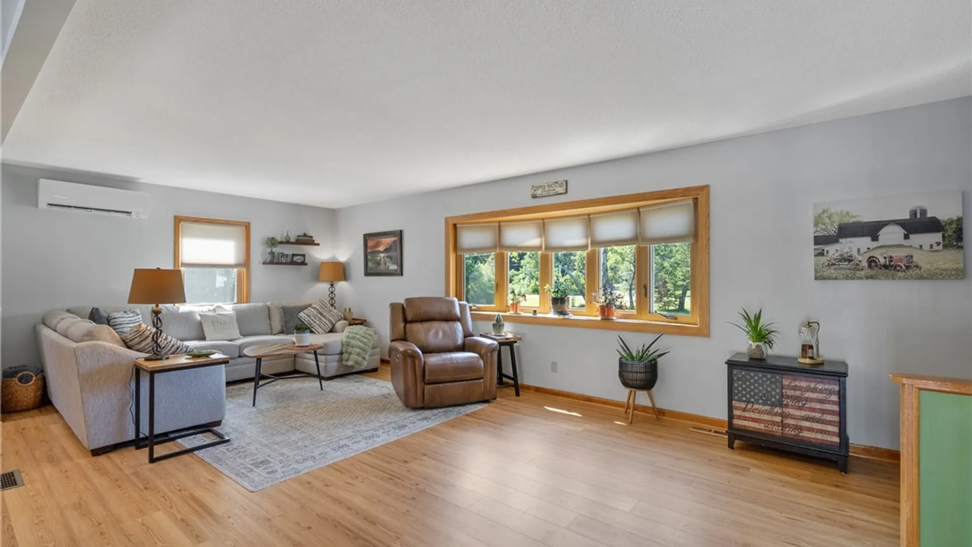 Property at 554 Baldwin Road, Volney, NY 13069 6