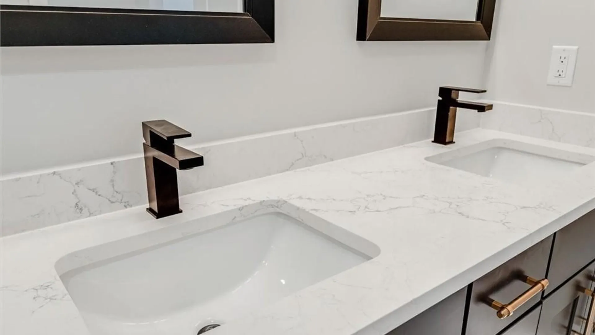 Property at 237 Cos Grande, Brighton, NY 14618 30