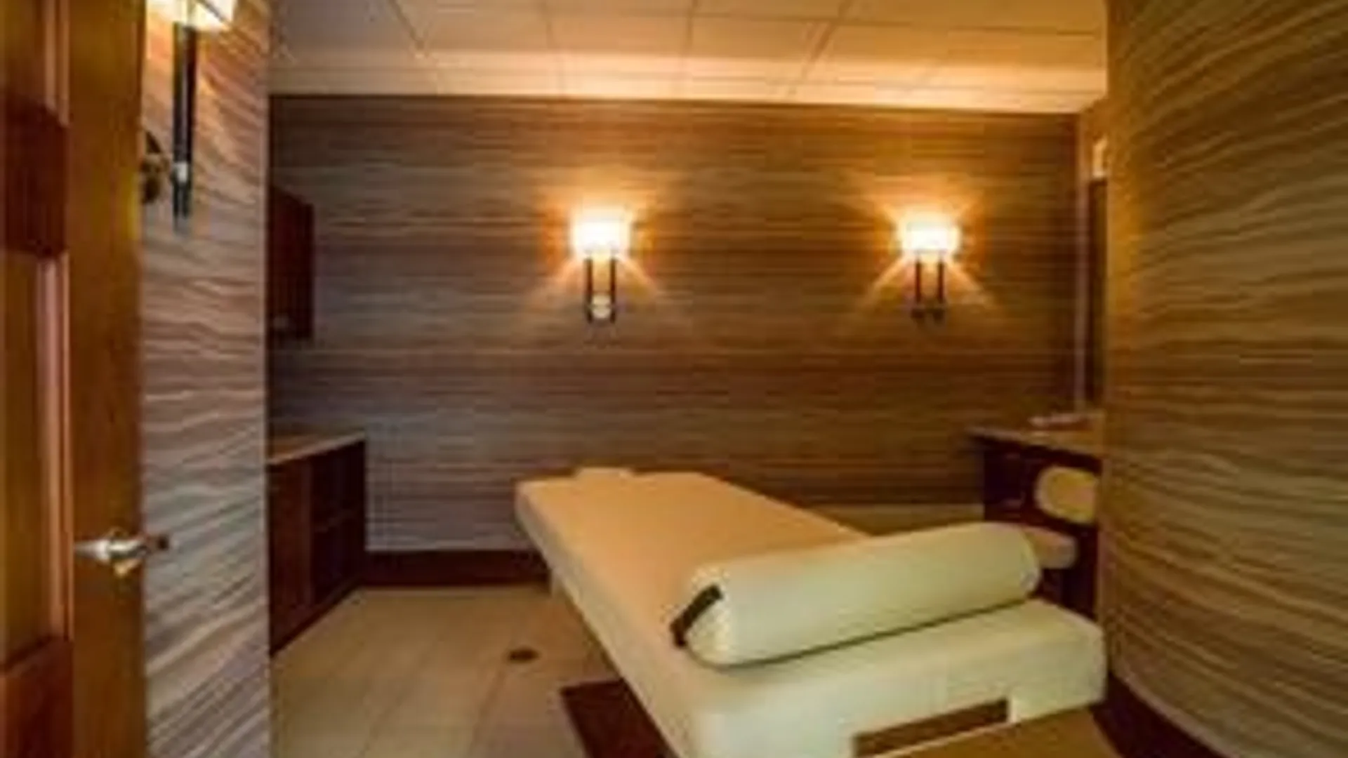 Property at 237 Cos Grande, Brighton, NY 14618 47