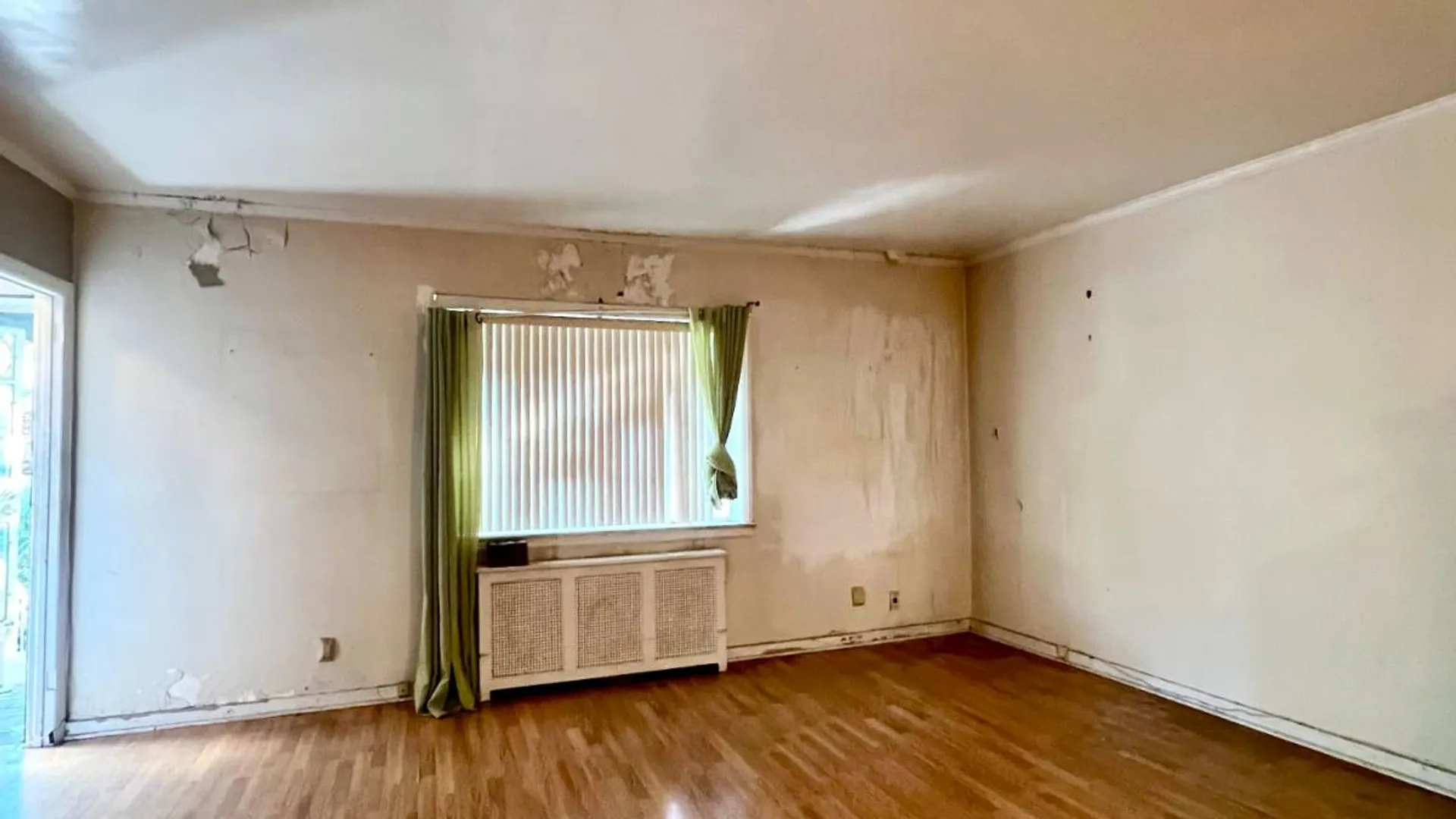 Property at 1746 Gerritsen Ave, Brooklyn, NY 11229 4