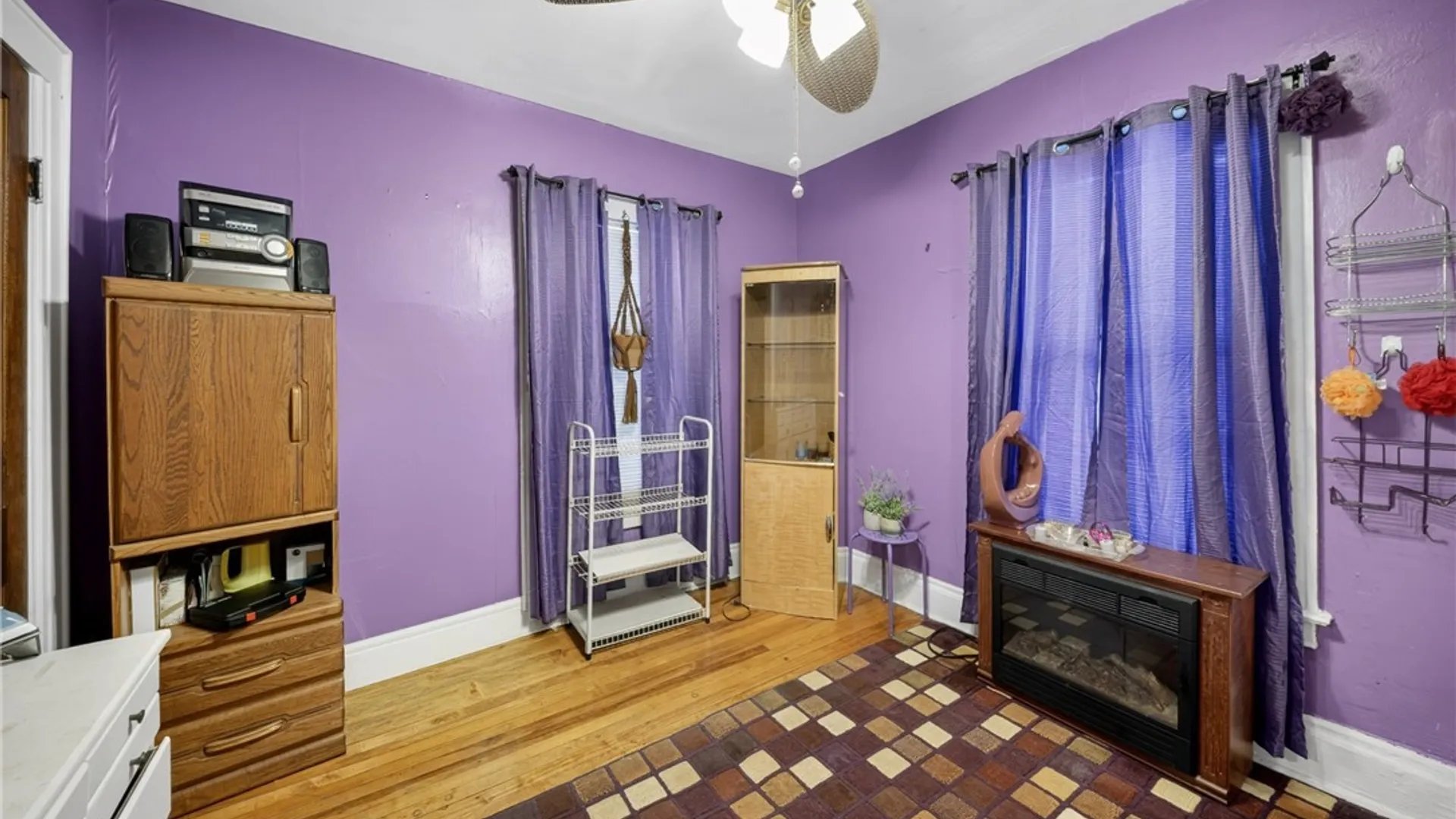 Property at 204 Parkway Drive, Syracuse, NY 13207 14