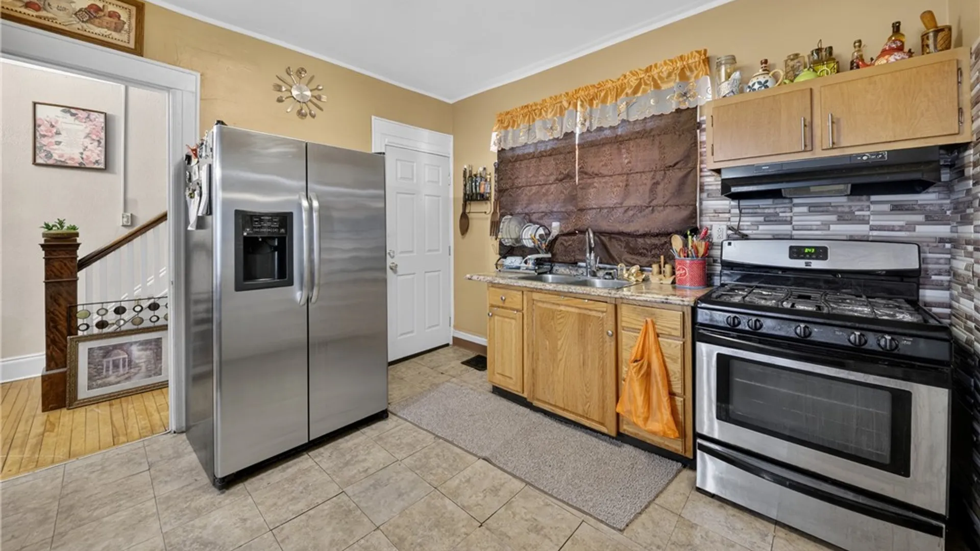 Property at 204 Parkway Drive, Syracuse, NY 13207 6