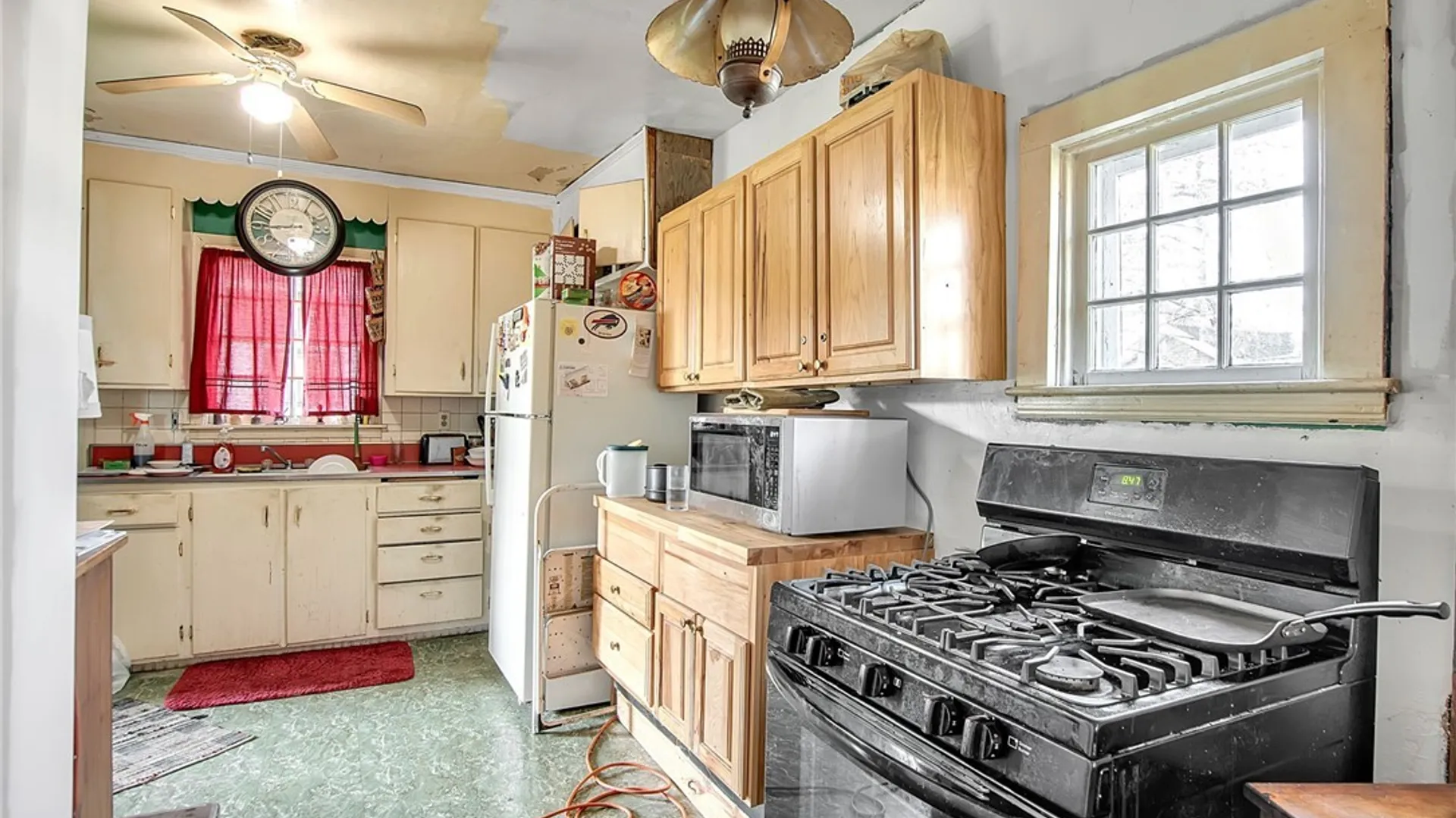 Property at 15 Mount View Place, Lancaster, NY 14086 17