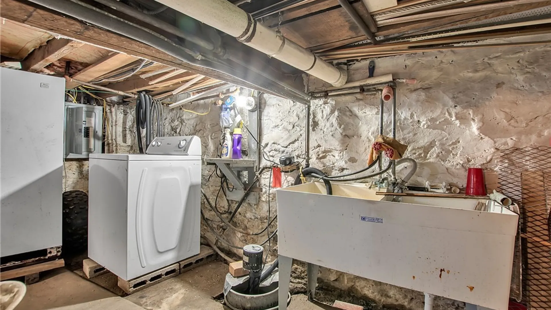 Property at 15 Mount View Place, Lancaster, NY 14086 38