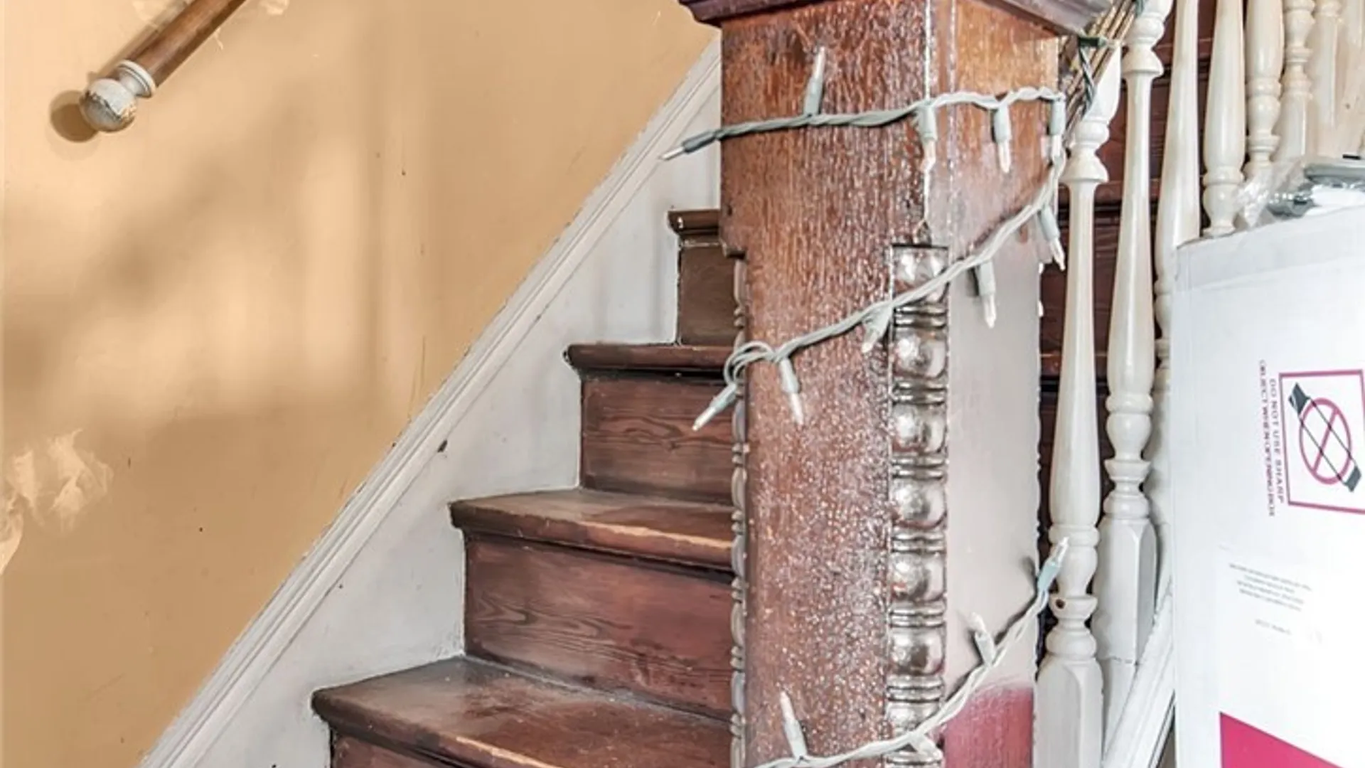 Property at 15 Mount View Place, Lancaster, NY 14086 7