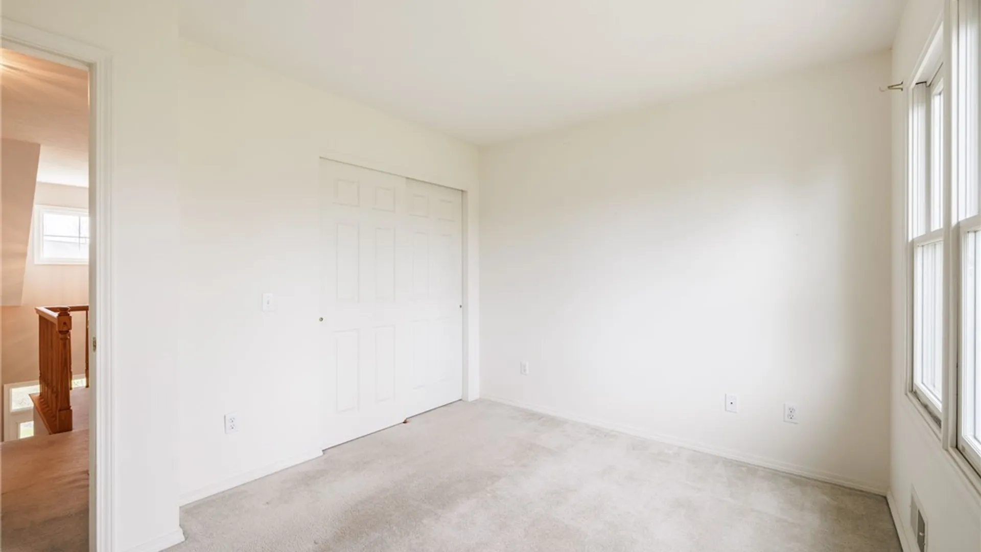 Property at 337 Sunny Mill Lane, Greece, NY 14626 34