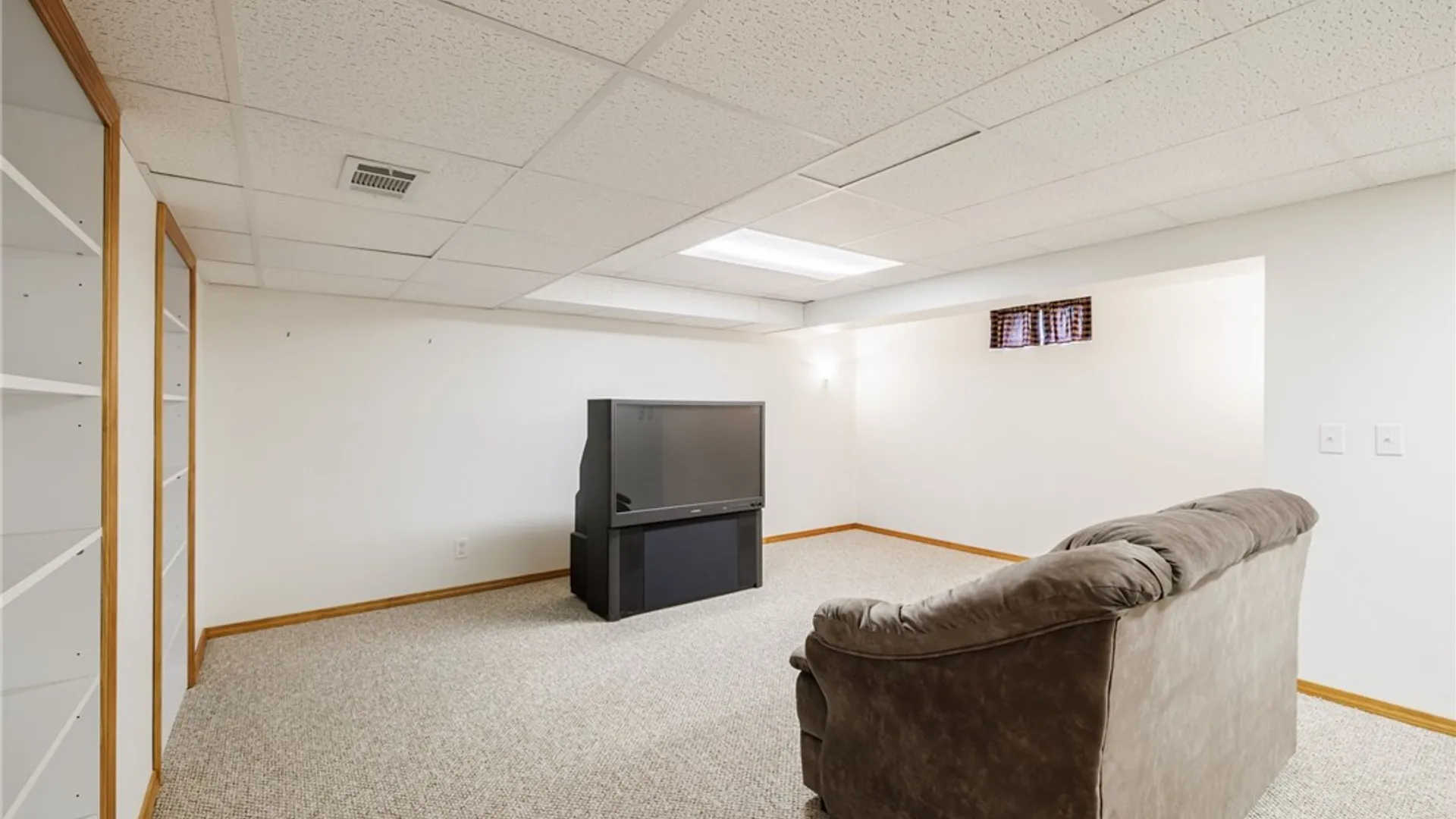 Property at 337 Sunny Mill Lane, Greece, NY 14626 44