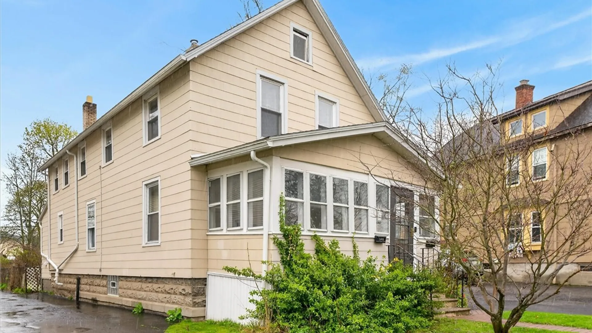 Property at 28 Croydon Road, Rochester, NY 14610 3