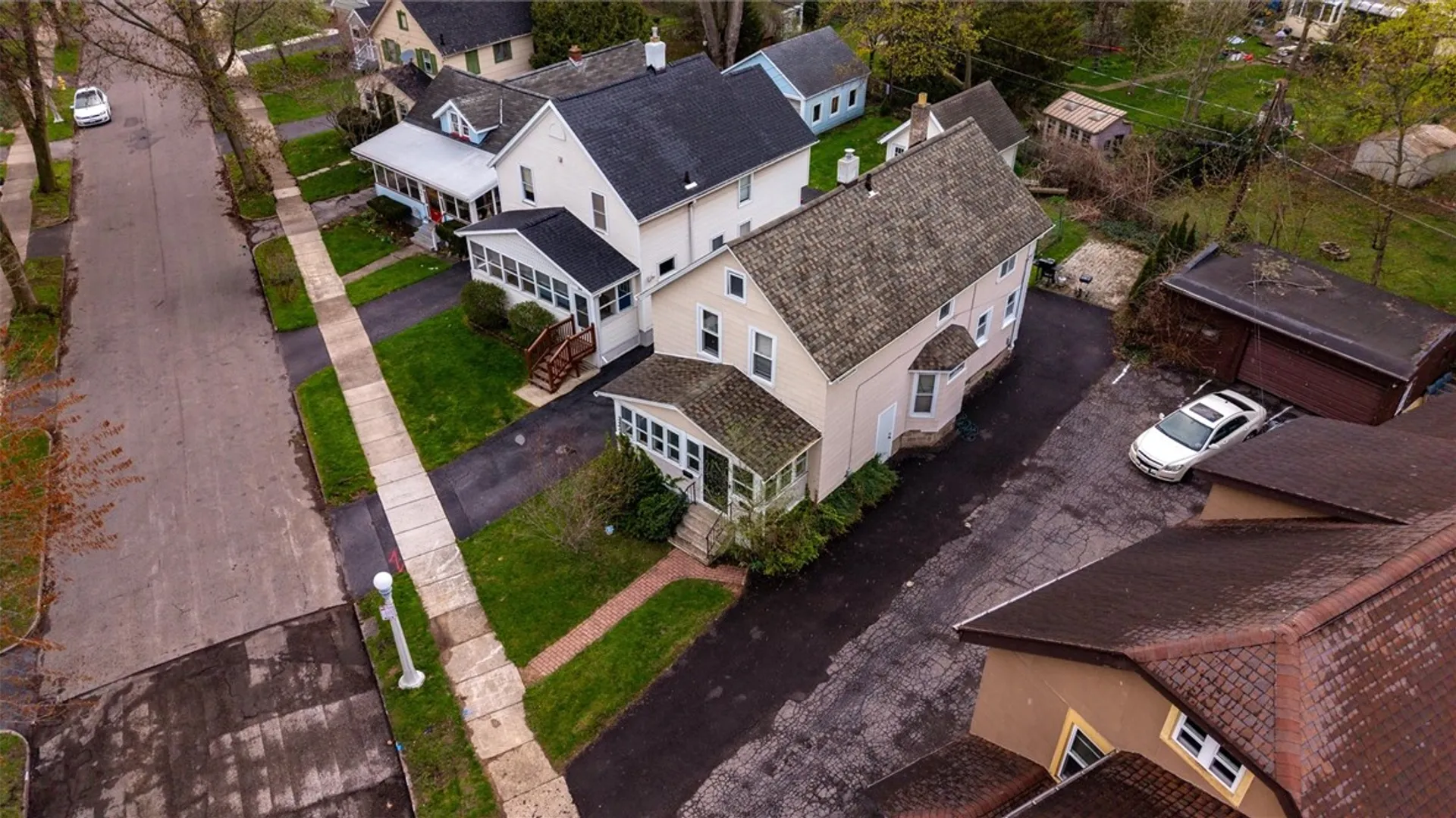 Property at 28 Croydon Road, Rochester, NY 14610 9