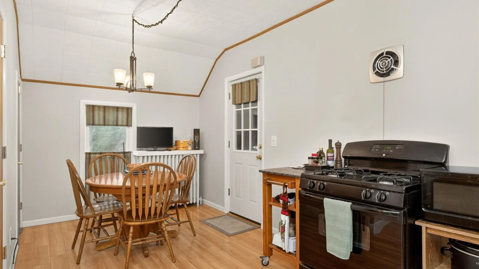 Property at 829 Merchants Road, Rochester, NY 14609 40
