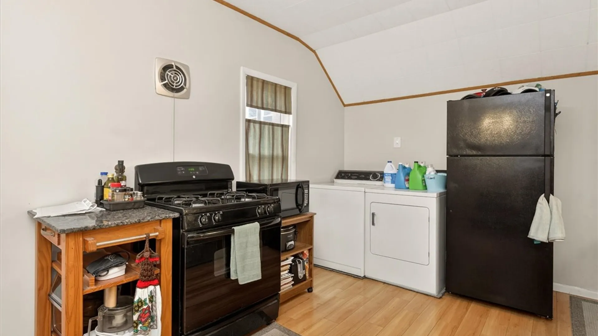 Property at 829 Merchants Road, Rochester, NY 14609 43