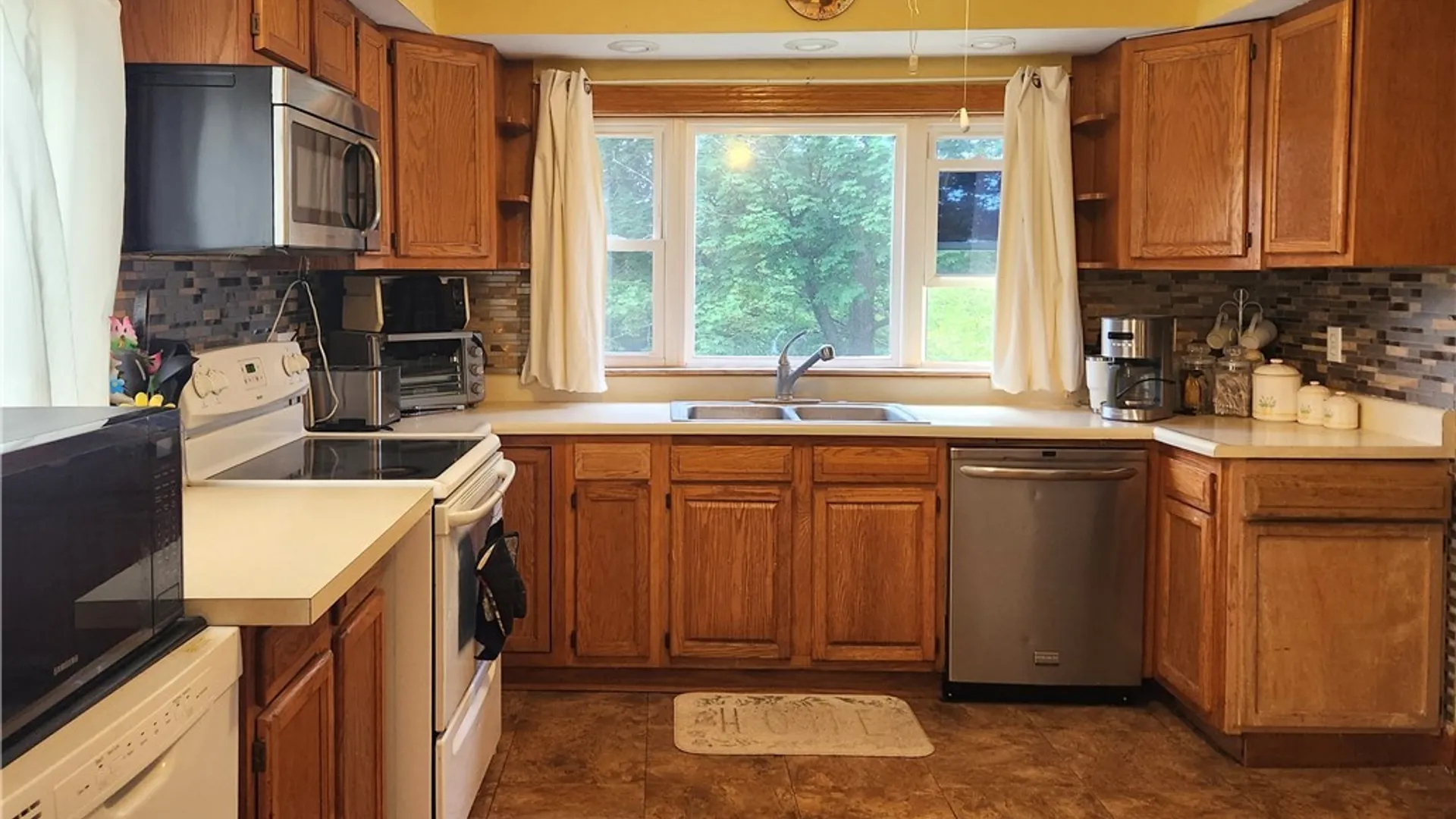 Property at 11 Maltby Street, Jamestown, NY 14701 4
