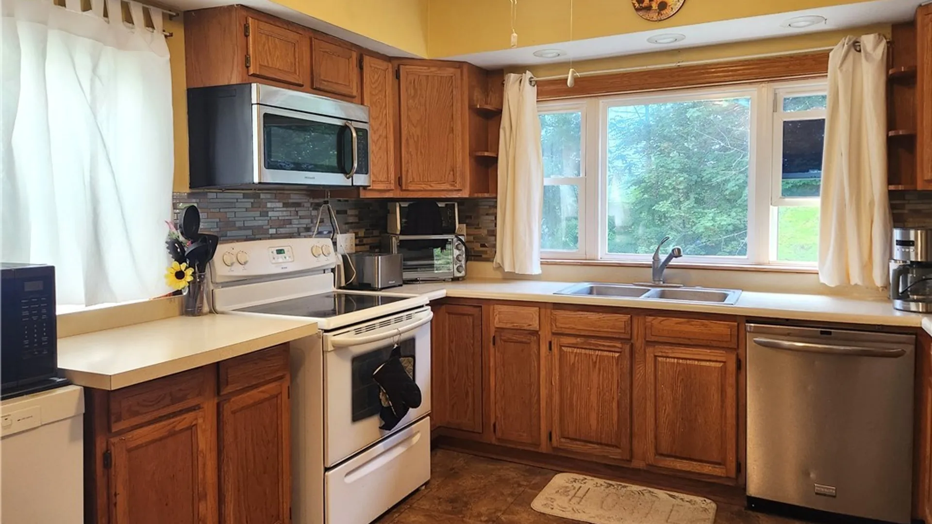 Property at 11 Maltby Street, Jamestown, NY 14701 6