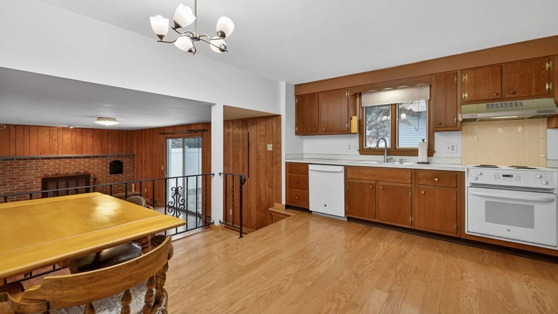 Property at 12 Kiwi Path, Clay, NY 13090 20