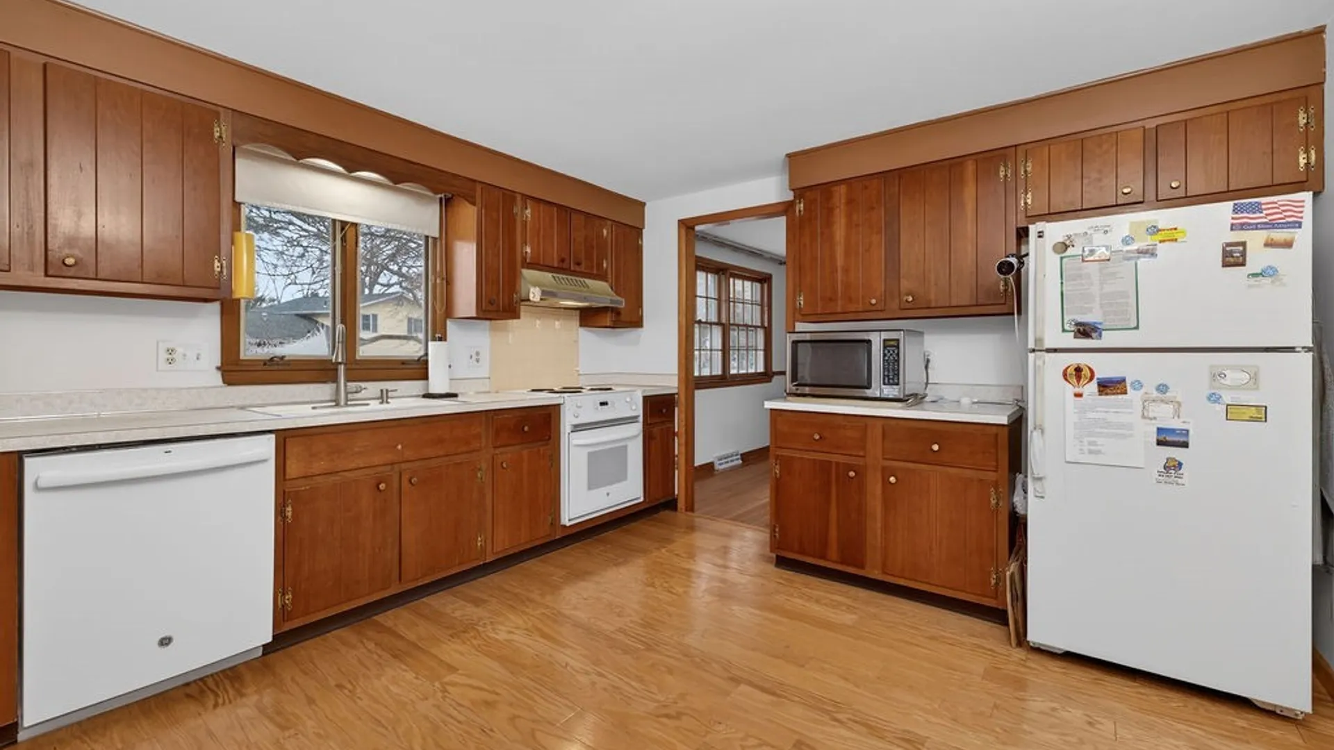 Property at 12 Kiwi Path, Clay, NY 13090 21