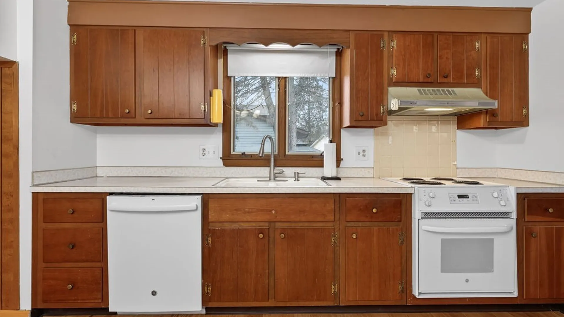 Property at 12 Kiwi Path, Clay, NY 13090 23