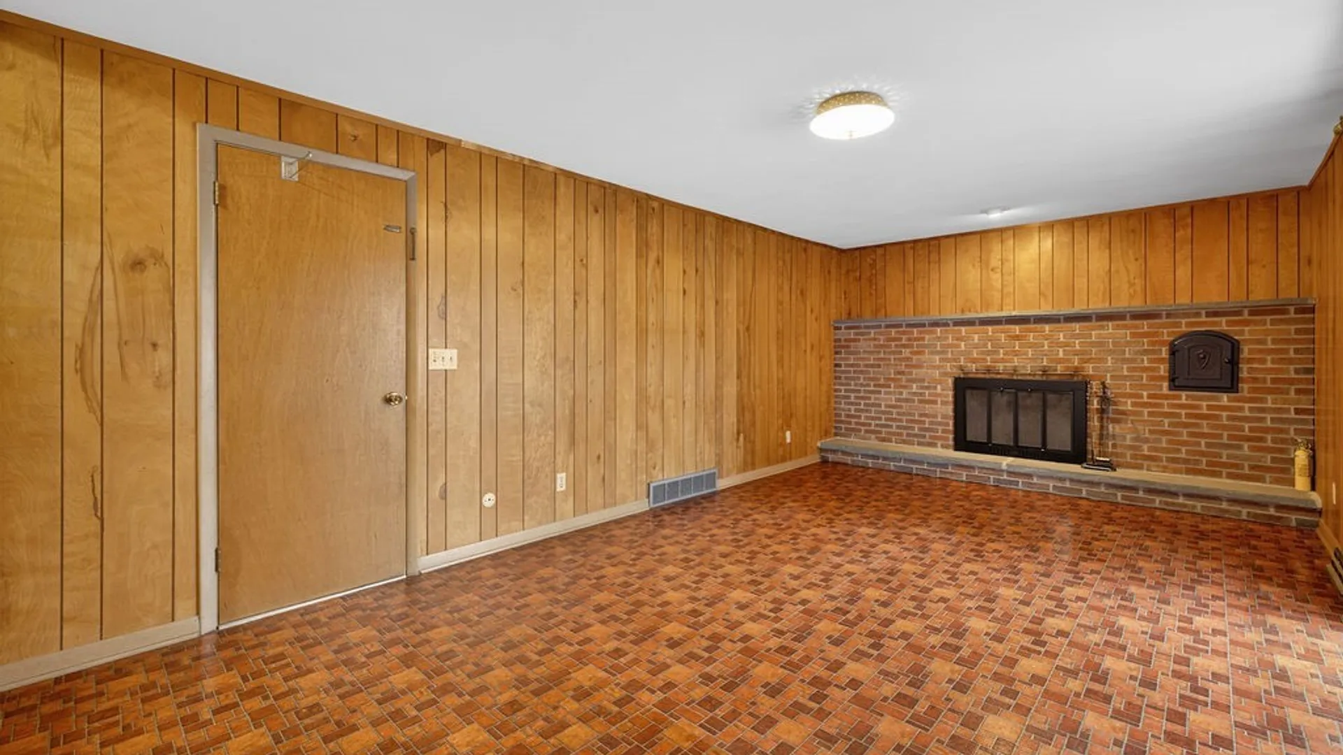 Property at 12 Kiwi Path, Clay, NY 13090 25