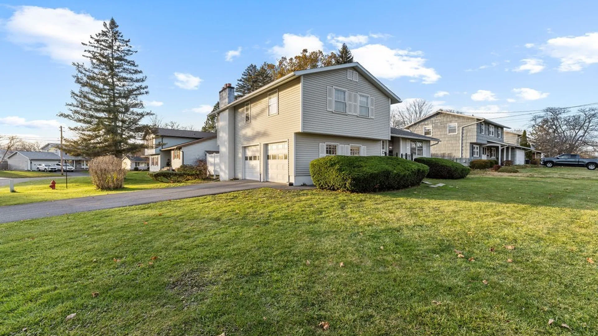 Property at 12 Kiwi Path, Clay, NY 13090 4