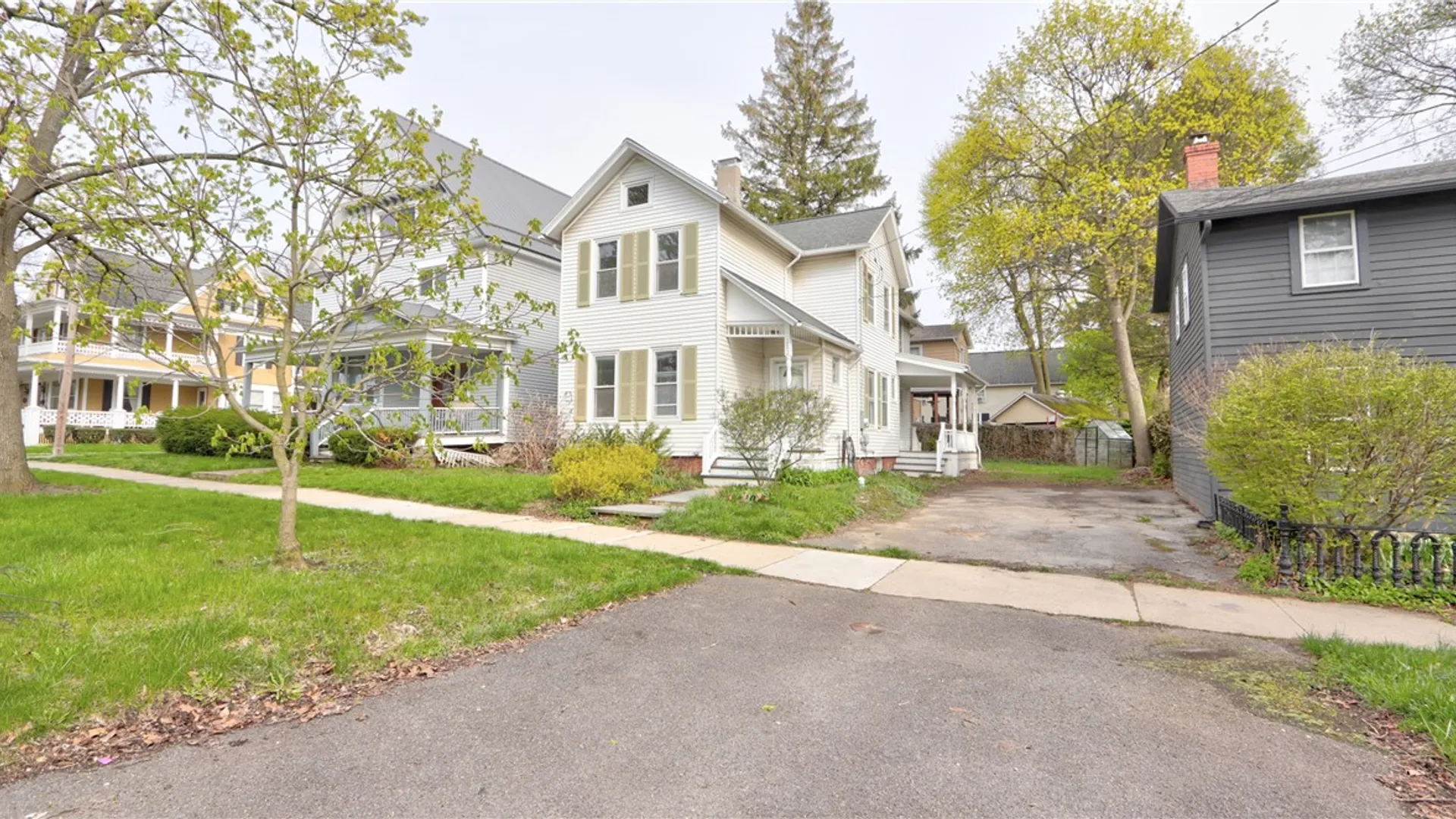Property at 282 Washington Street, Geneva City, NY 14456 3
